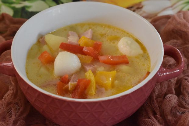 Rozgrzewająca zupa 4 sery 