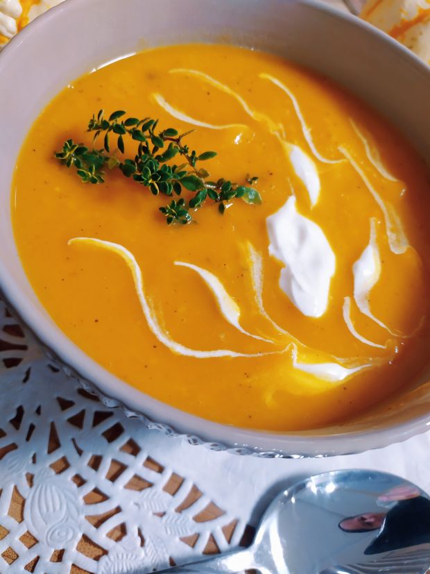 Rozgrzewająca zupa-krem z dyni 