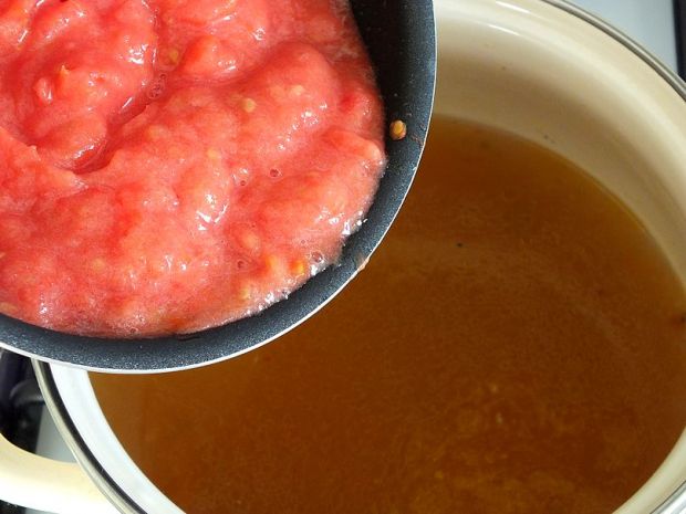 Rozmarynowa zupa z pomidorów