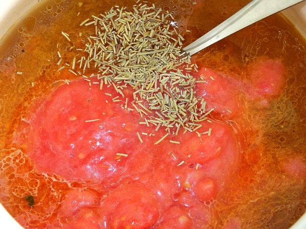 Rozmarynowa zupa z pomidorów