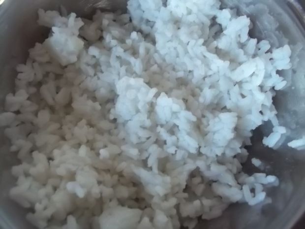 Ryż z kiełbasą i cukinią