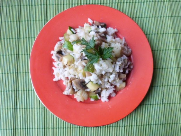 Ryż z warzywami i pieczarkami