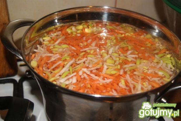 Ryżowa zupa z warzywami 