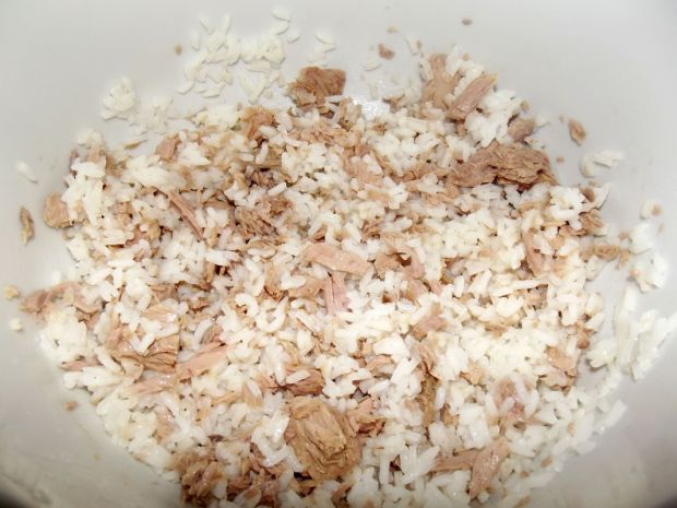 Sałatka tuńczykowo ryżowa