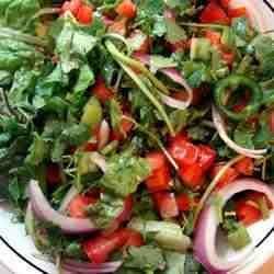 Salatka z chilli, pomidorow i pekinki