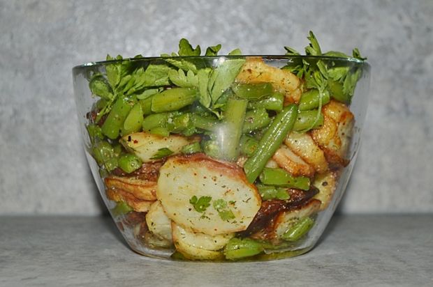 Sałatka z fasolki szparagowej i  ziemniaków 