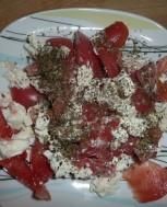 salatka z feta i pomidorkiem