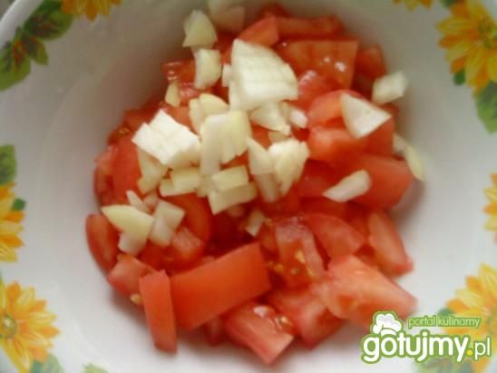Sałatka z mozarellą i pomidorami