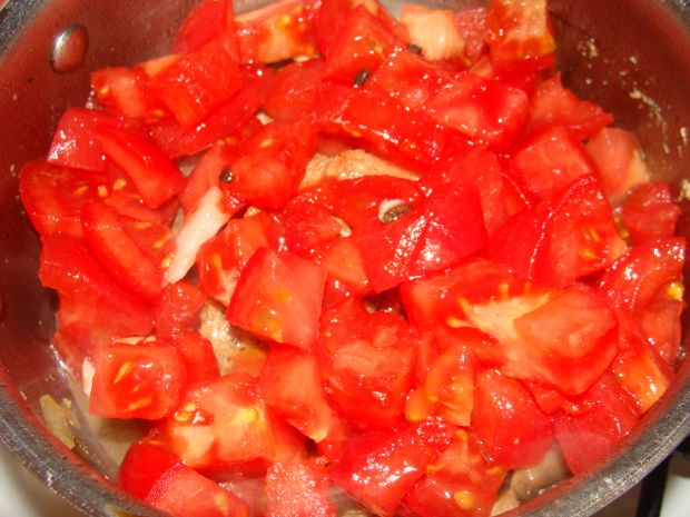 Schab duszony w pomidorach