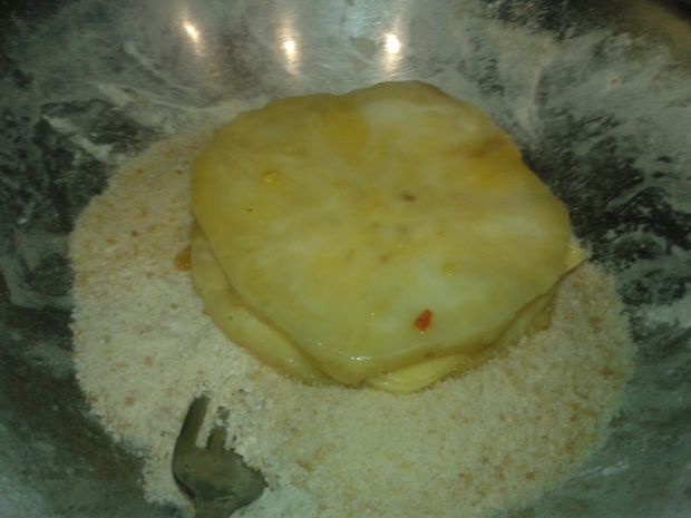 Seler zapiekany z żółtym serem