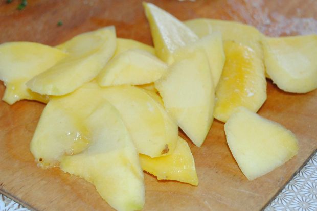 Śledziowa sałatka z mango