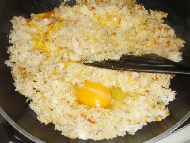 Smażony ryż z jajkiem