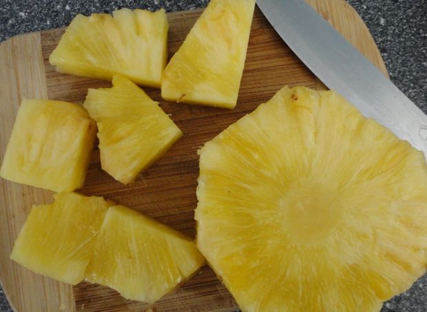 Smoothie ananas-mango-banan