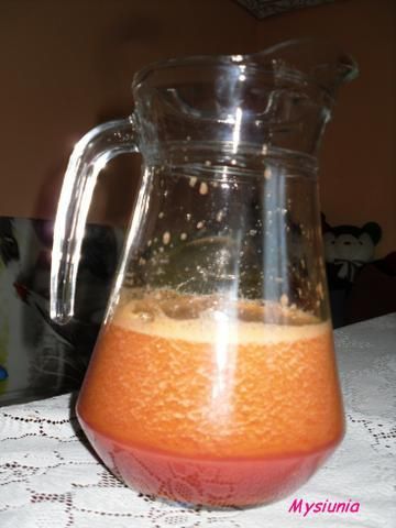 sok jablkowo-marchewkowo-malinowy 