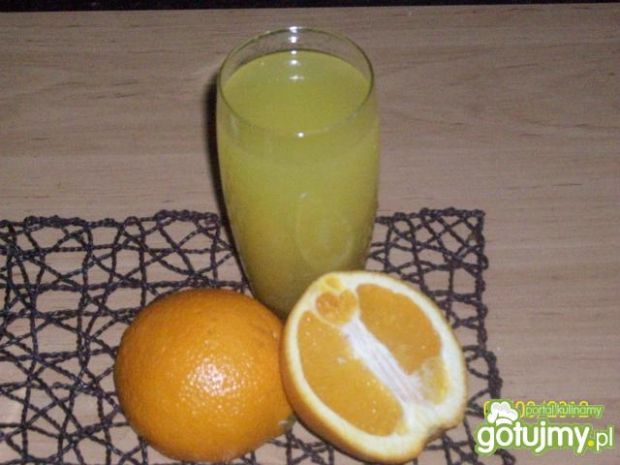 sok pomarańczowy z korzenną nutą