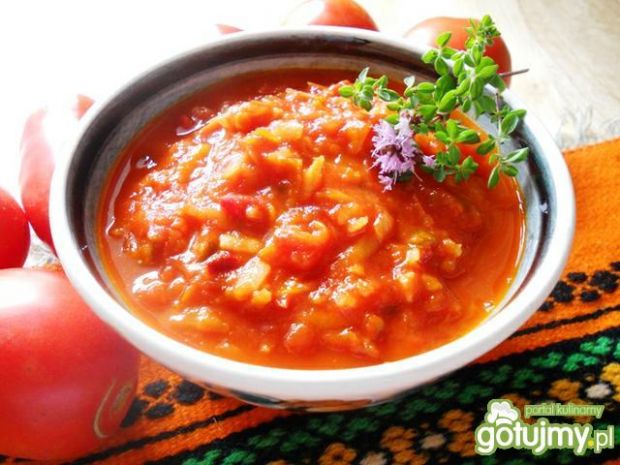 Sos pomidorowo warzywny z paprykową nutą