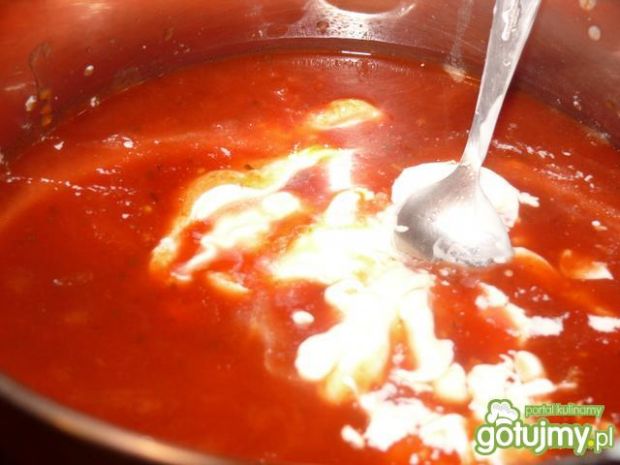 Sos pomidorowy do gołąbków 4