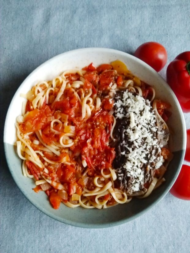Spaghetii a’la bolognese 