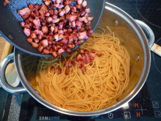 Spaghetti a'la carbonara