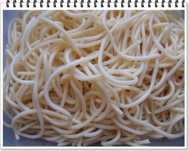 Spaghetti Eli z sosem cztery sery