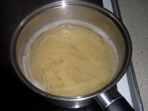 Spaghetti z jajkiem