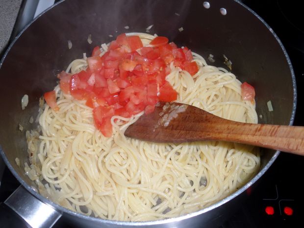 Spaghetti z jajkiem