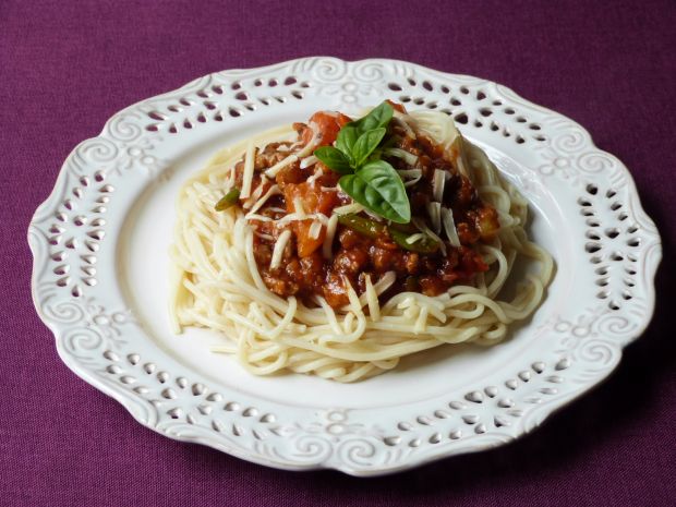 Spaghetti z mięsem i warzywami