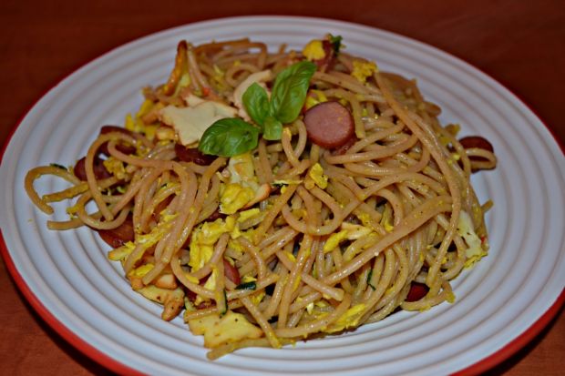 Spaghetti z oscypkiem i jajkiem