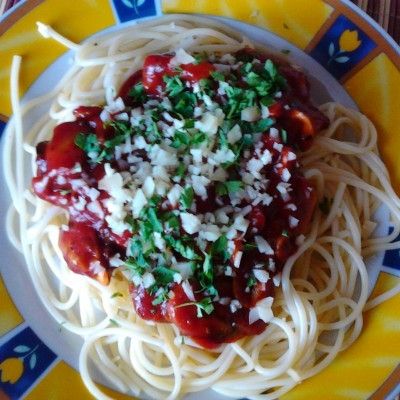 Spaghetti z pieczarkami w sosie 