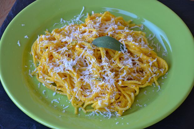 Spaghetti z sosem z dyni.