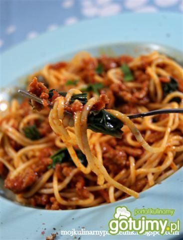  Spaghetti z zieloną nutą