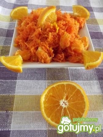 Surówka z marchewki i pomarańczy