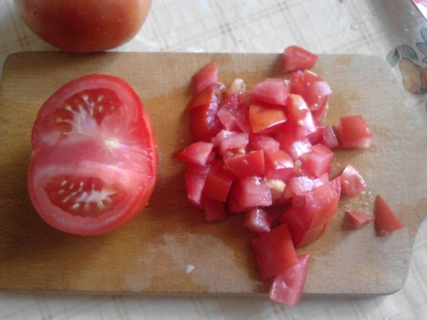 Surówka z porów i pomidorów