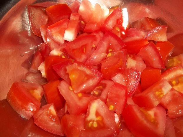 Szybka sałatka pomidorowa