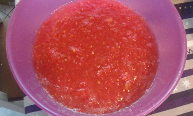 Szybki keczup domowy z pomidorów malinowych