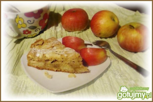 Szybkie ciasto z jabłkami 