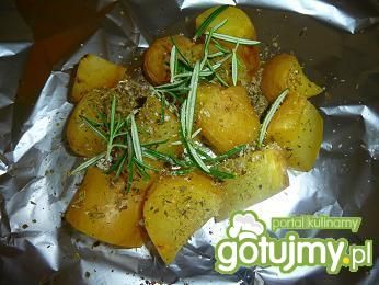 Szybkie ziołowe ziemniaki z grilla