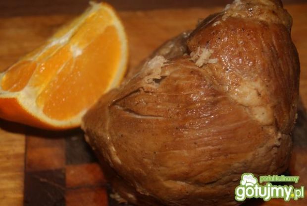 Szynka z sosem pieczeniowo-pomarańczowym