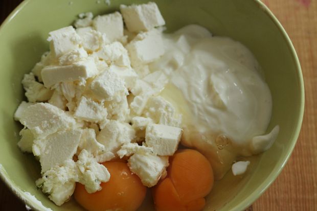 Tarta ze szpinakiem i jajem Tarta ze szpinakiem i jajem