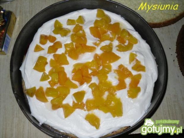 Tort malinowo – brzoskwiniowy