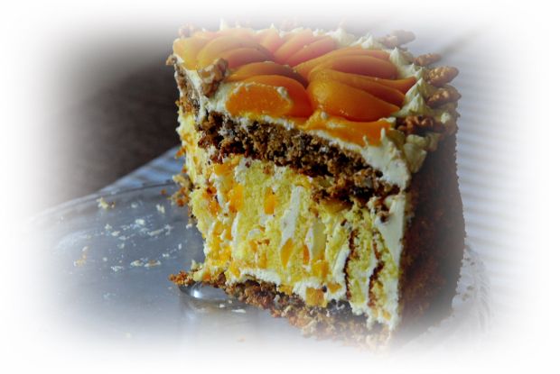 Tort Orzechowa brzoskwinka