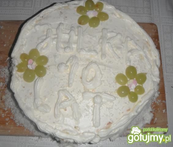 Tort urodzinowy śmietankowy :)