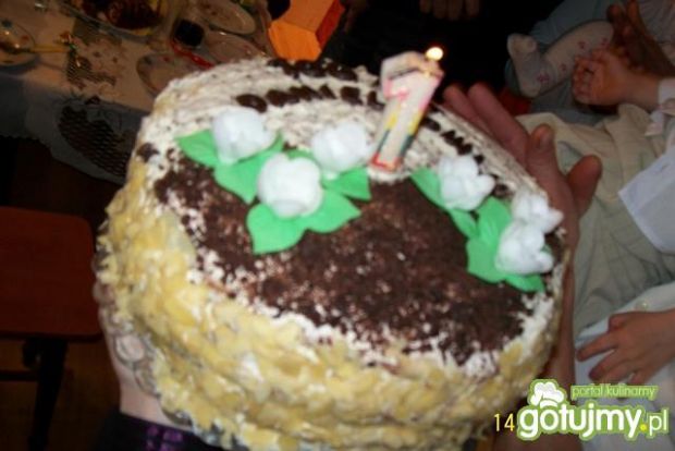 Tort urodzinowy wg madi