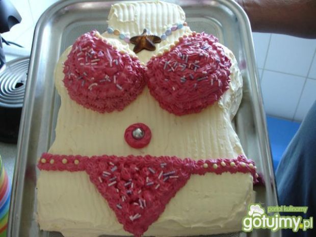 Tort w kształcie kobiety