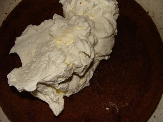  Tort wiśniowo - śmietanowy