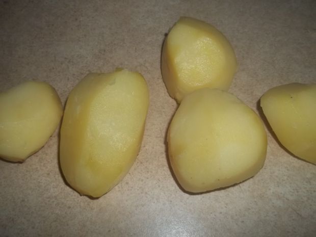 Twaróg paprykowy z ziemniakami