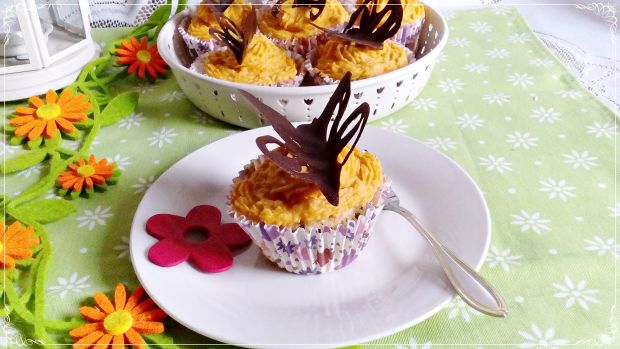 Wiosenne muffinki z kremem z dyni piżmowej
