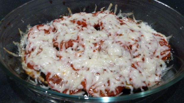 Zapiekanka z pomidorami, bakłażanem i kozim serem