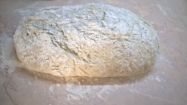 Pszenno-żytnio-jaglany chleb