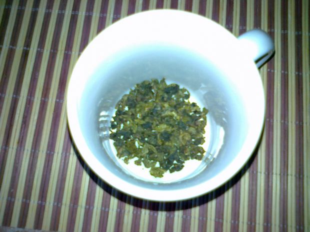 Zielona herbata z nalewką i pomarańczą